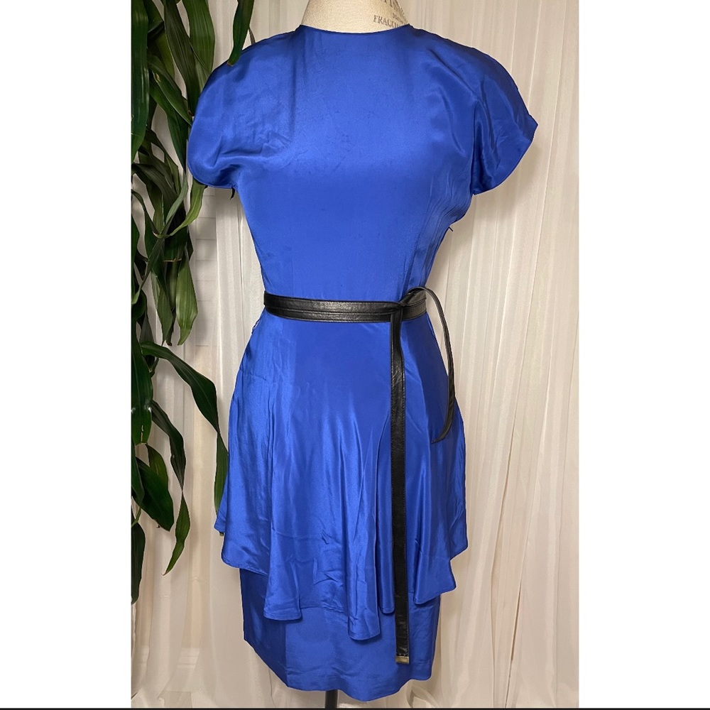 Vintage 1980s 100% Silk Cobalt Blue Peplum Short Sleeve Dress Size 8 - Picture 2 of 5